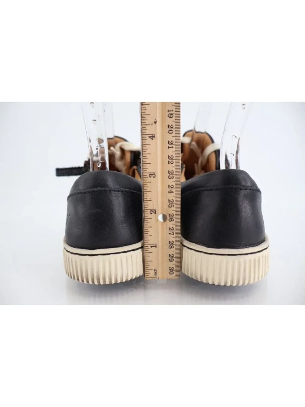 Born Women Paloma Sneaker Sz 6.5 Black Leather Low Top Lace Up Casual Shoe Comfy